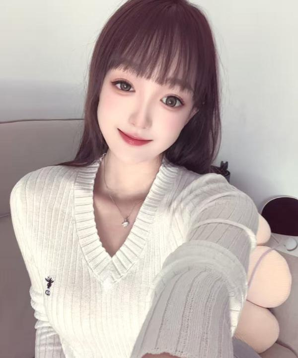 蜀山苗条气质妹子