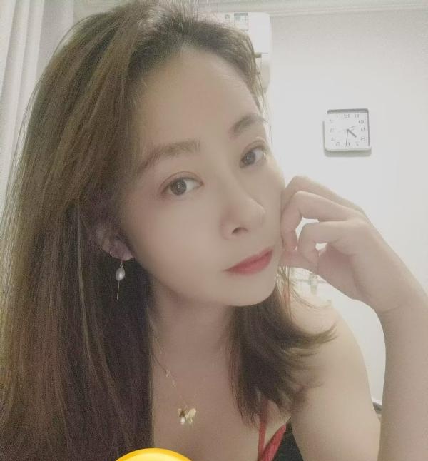 兼职美臀少妇