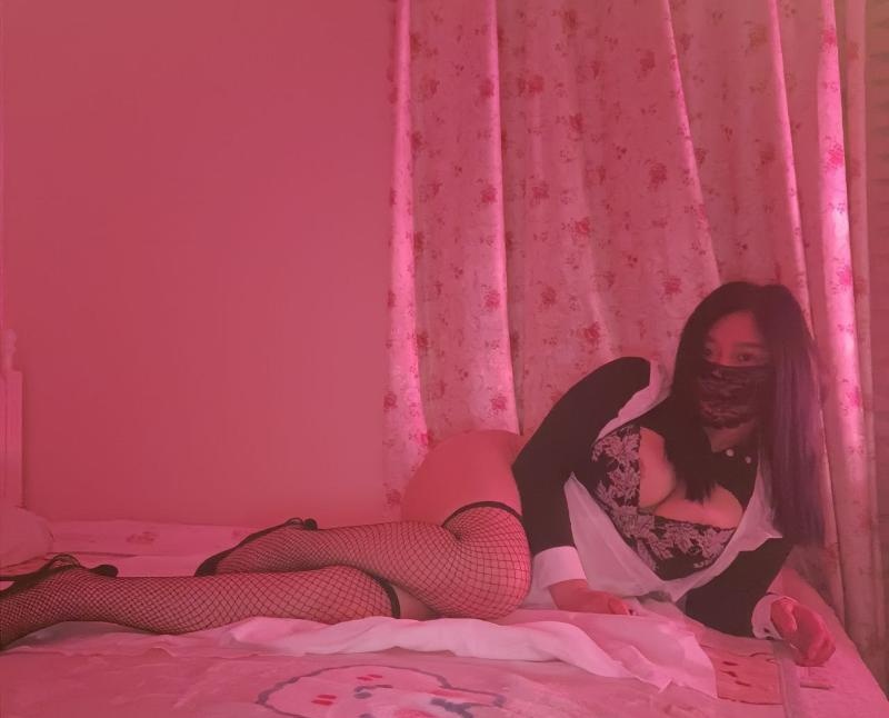 肥臀巨乳骚尤物