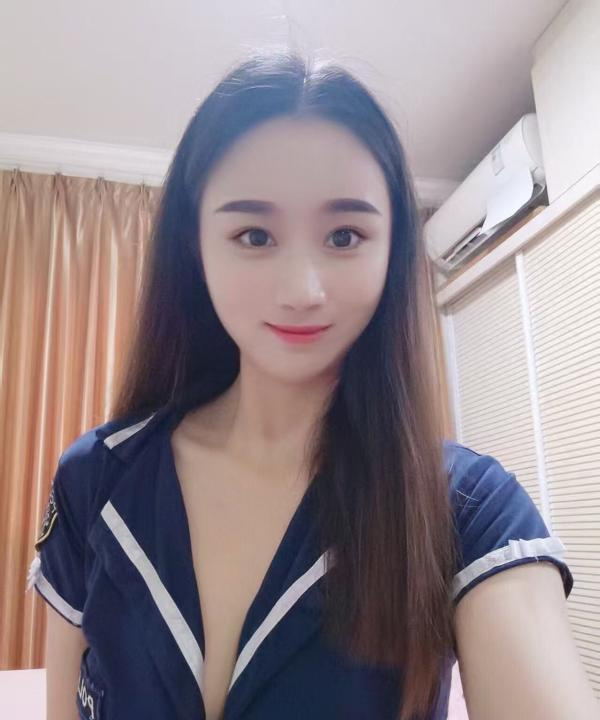 大长腿制服妹妹