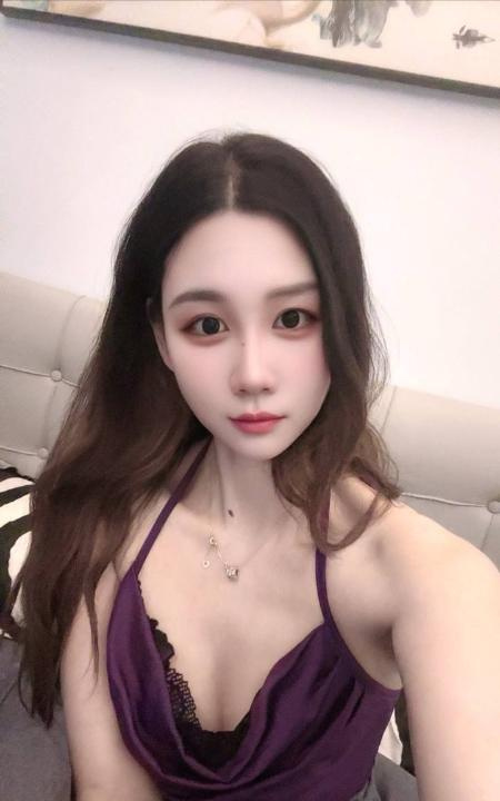 吴中嫩妹大长腿