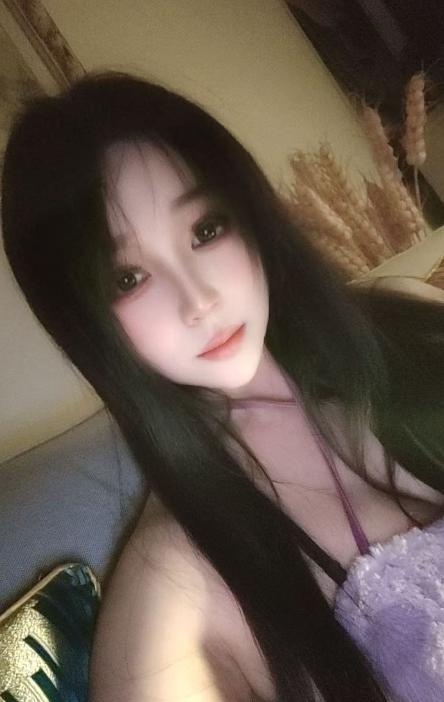性感大胸香儿
