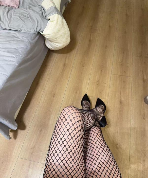 细腰妖娆气质青青