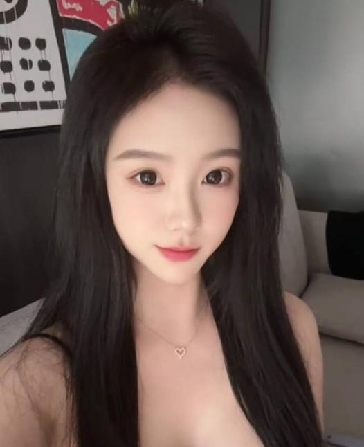 清春活力少女果果