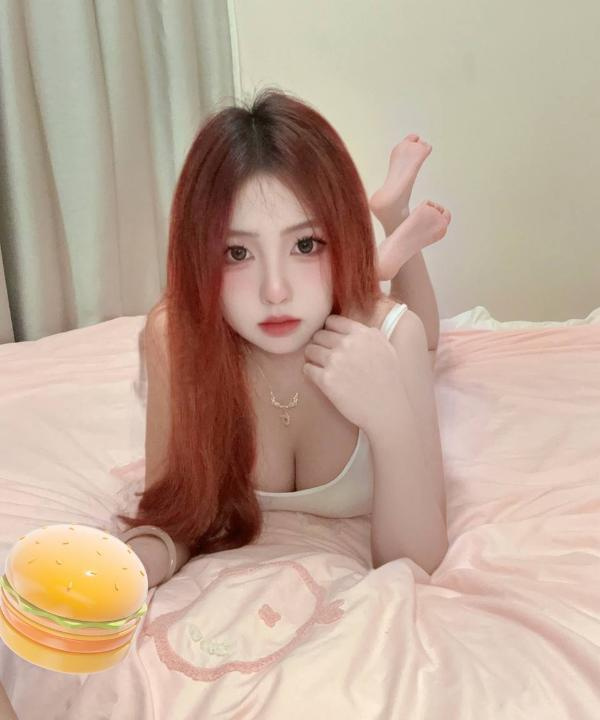 龙华区制服曼曼