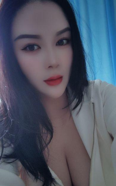 天然大胸美少妇陈琳