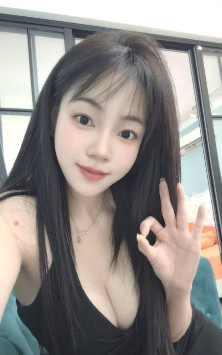 闵行大胸女友感梦梦