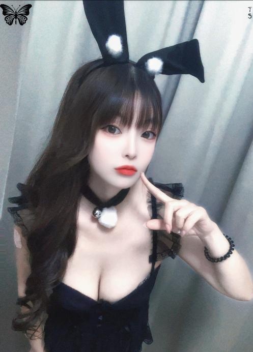 杭州清纯甜美性感妹子