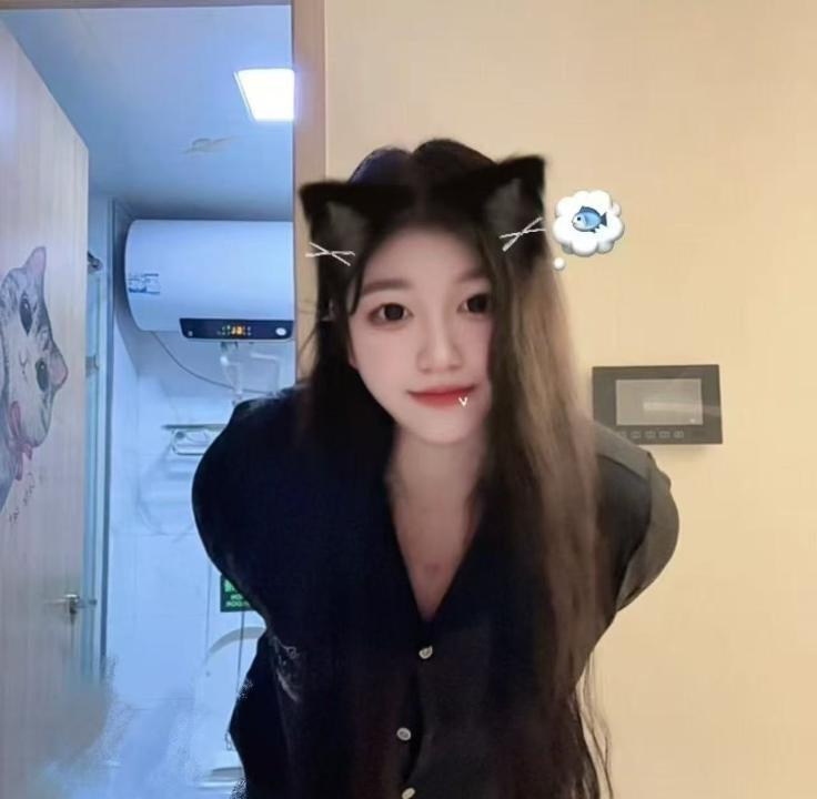 丰满风骚薇薇