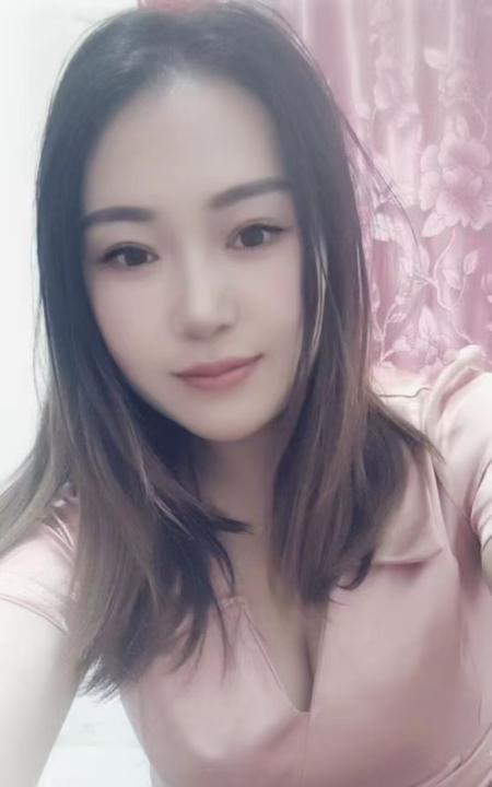 彝族小少妇