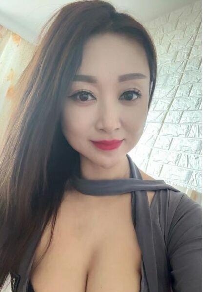 在刷巨臀小洋人