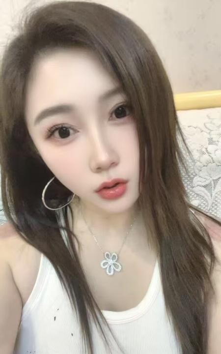 青岛天然美乳御姐