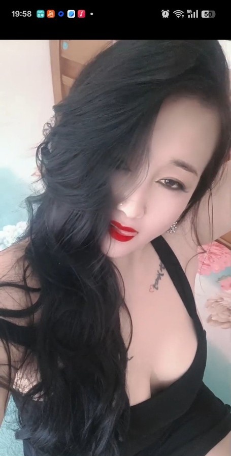 大胸肉臀熟女