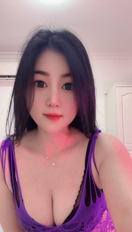 制服丰满性感少妇