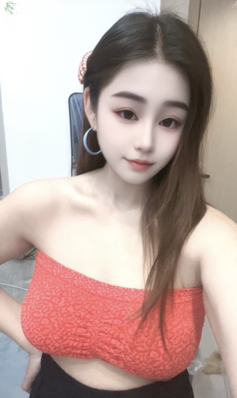 民治大奶颖儿