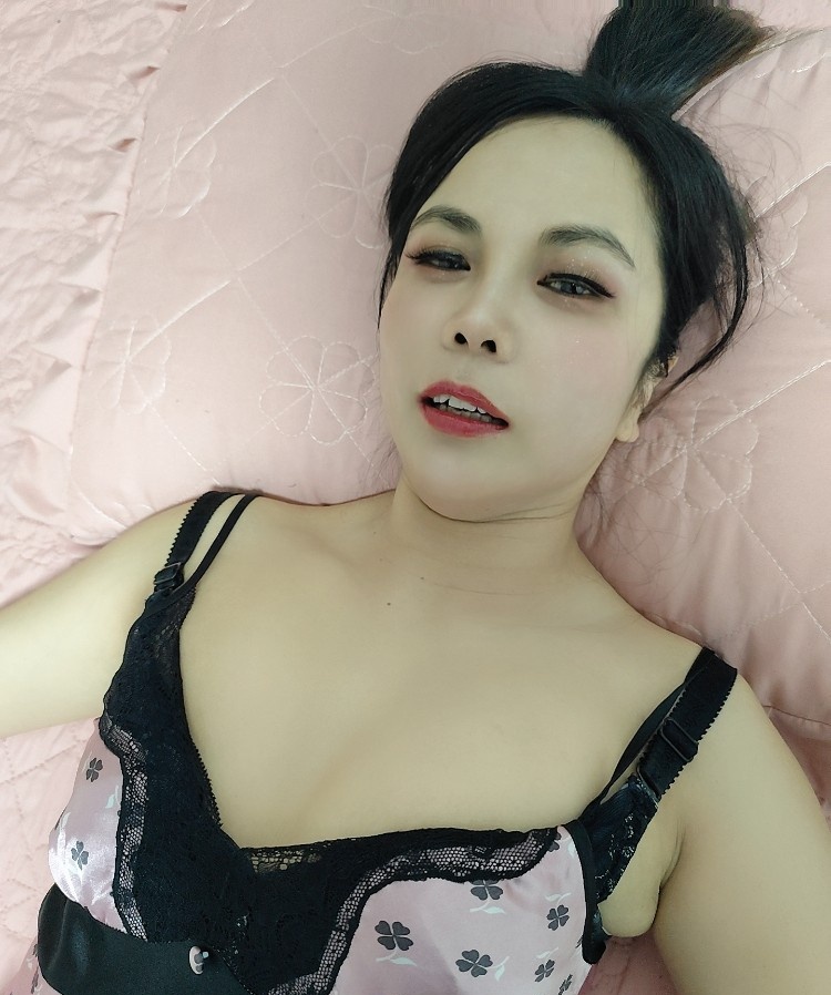 体验新下海厂妹