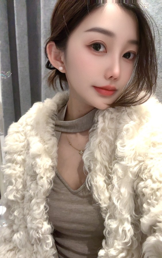 夫子庙高颜值三点粉美女