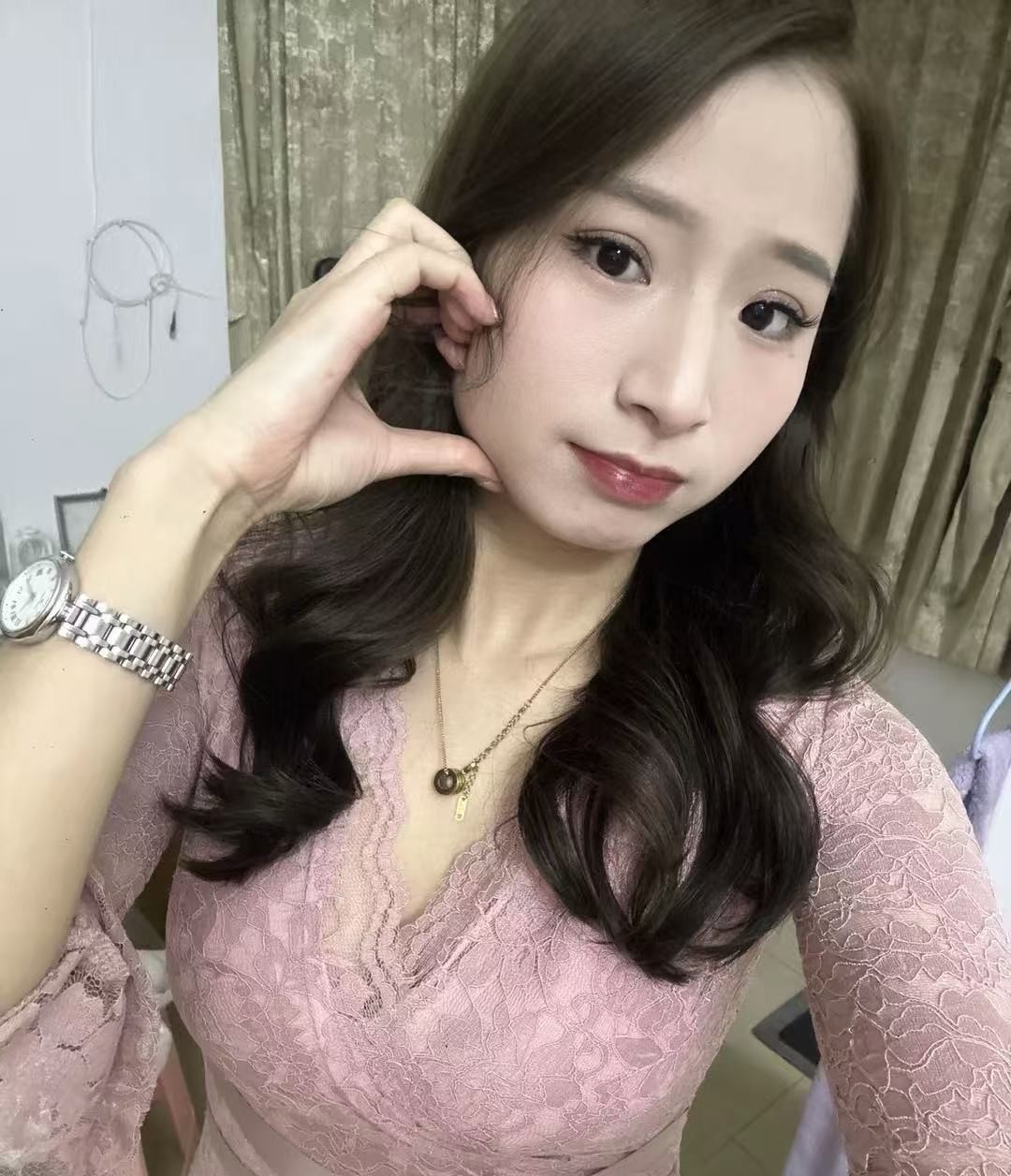 小野猫后入很爽