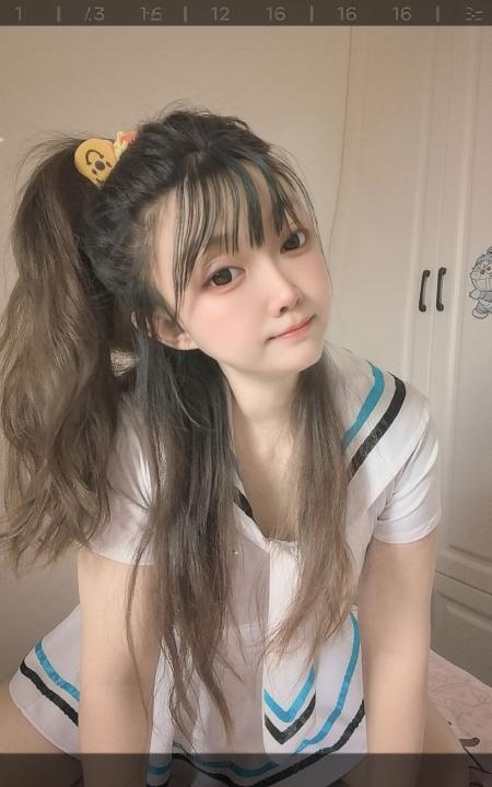 临平马尾制服小骚货