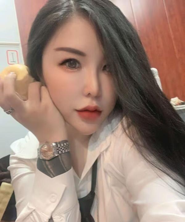 御姐范安迪