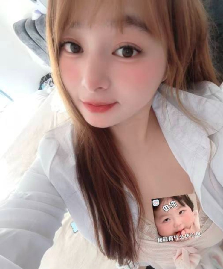 大奶青青