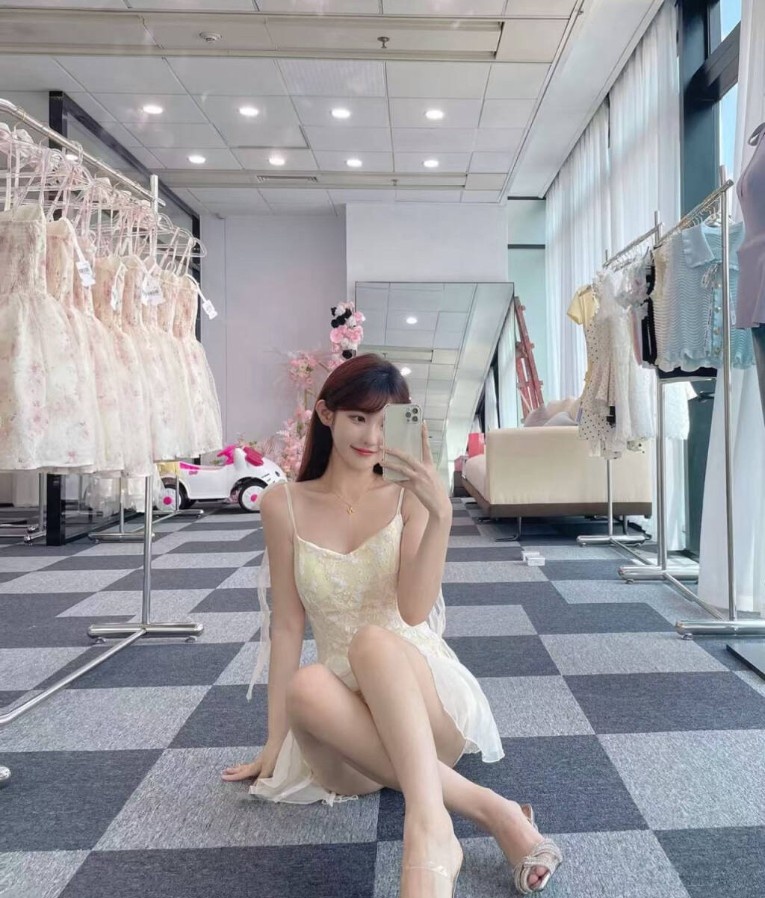 福山甜妹美少女