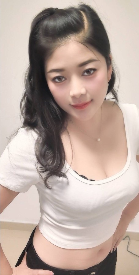 福田大胸莹莹