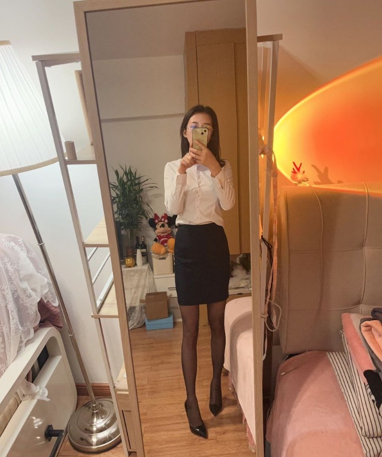太白南路地铁口御姐