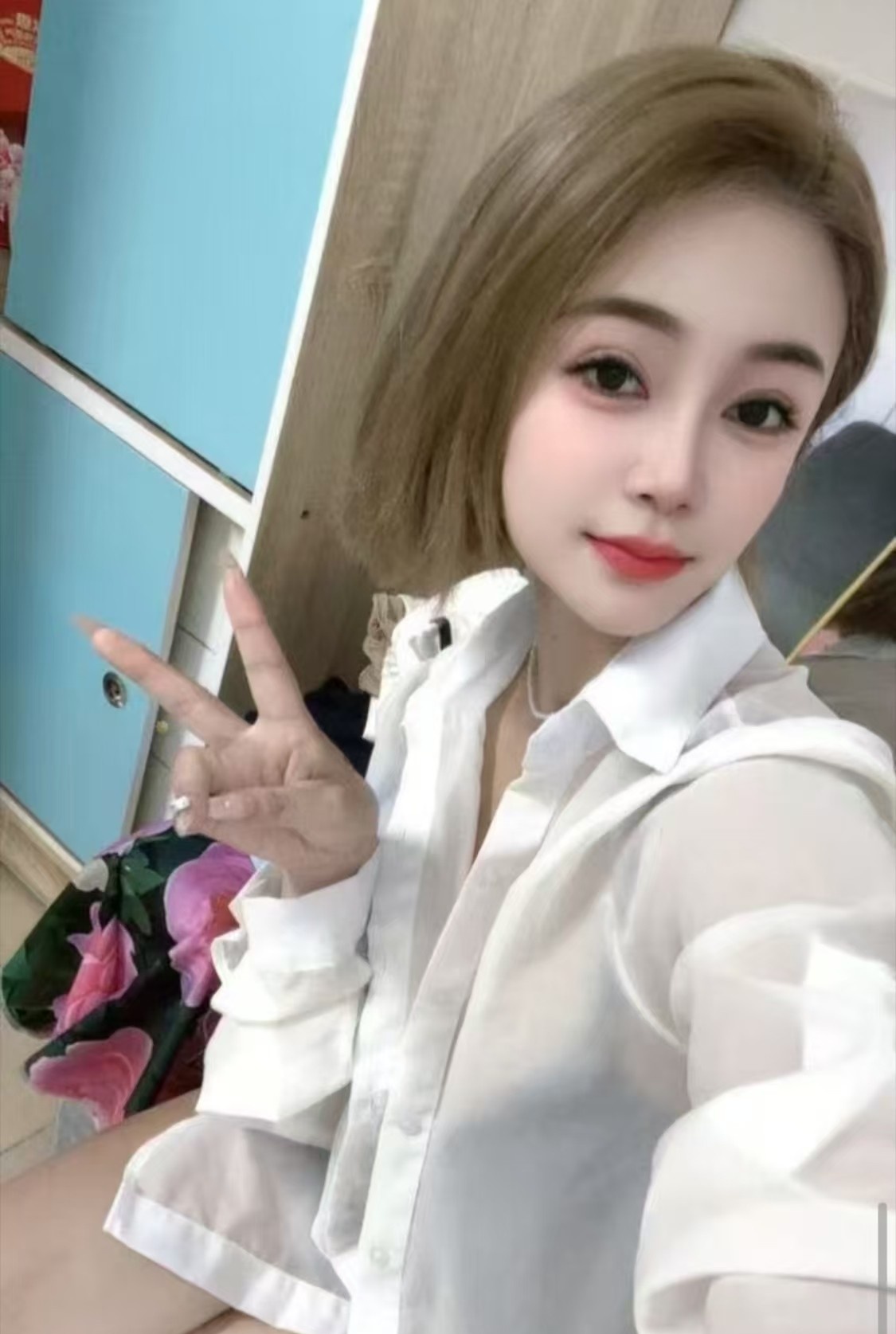 龙华服务系可菲