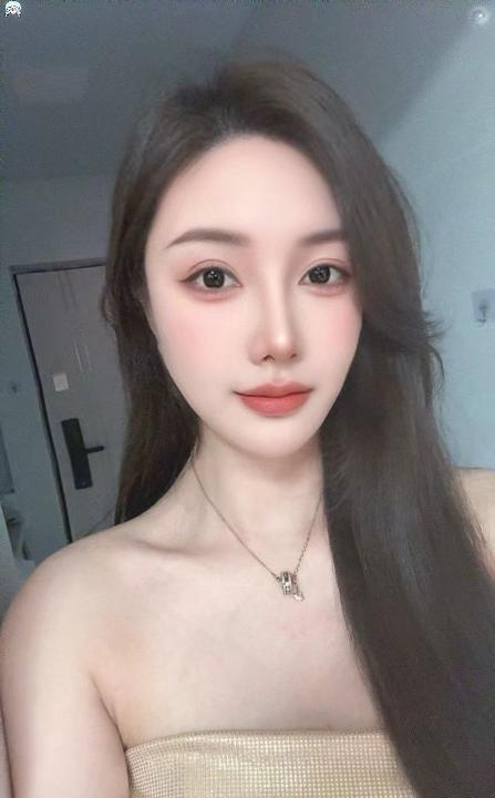 制服御姐Selina
