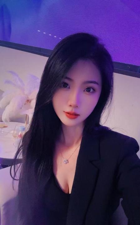 高颜值长腿御姐女神