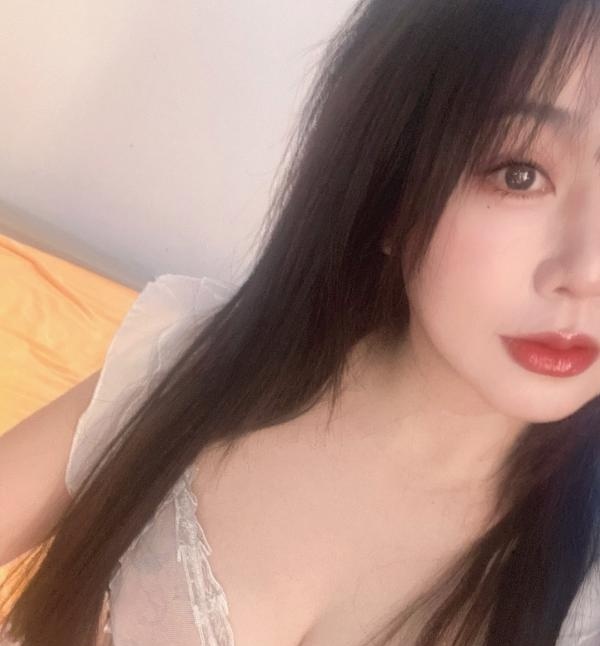 包夜希希美女