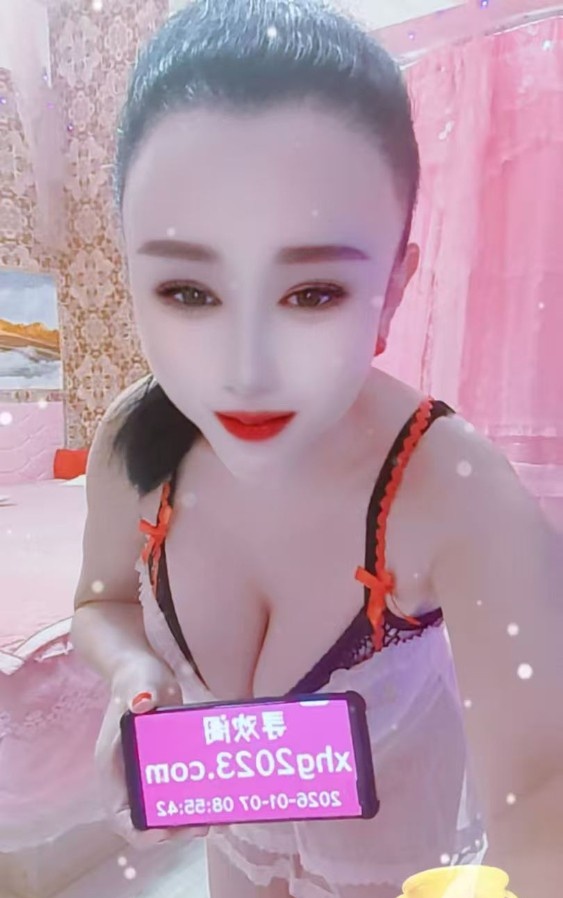 天然大奶美少妇