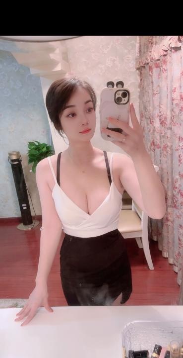 可甜可欲的小希