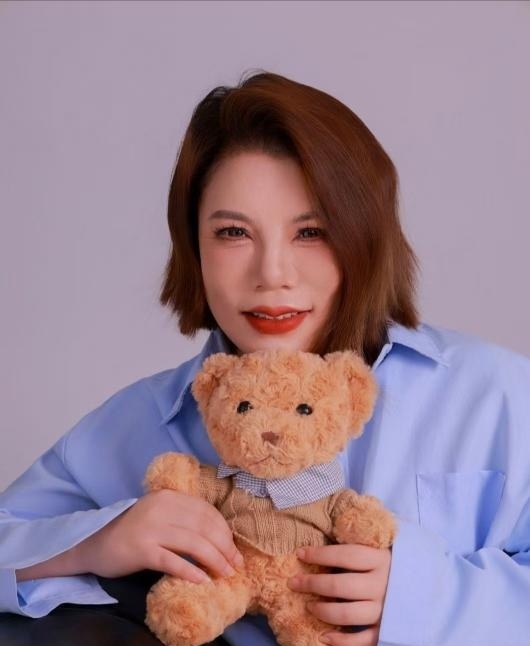 和平性感轻熟姐姐