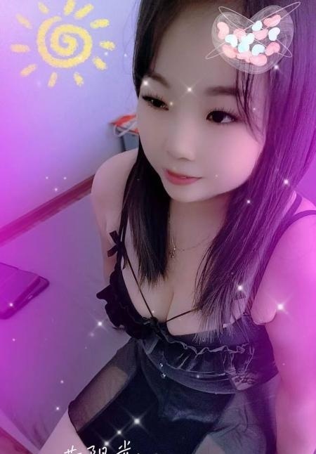 雨花泻火丰满少妇