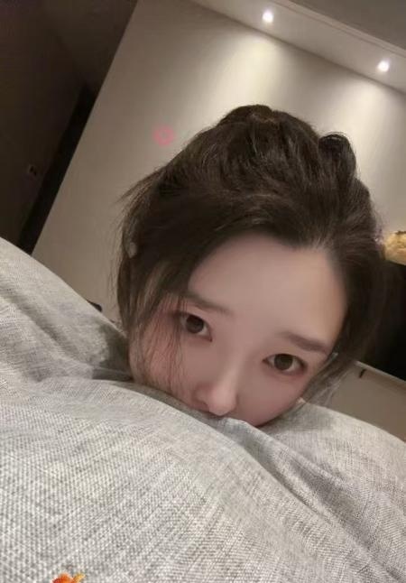 三点粉颜值身材天花板