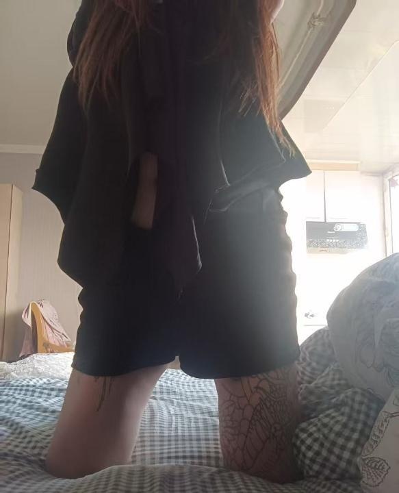 西塔大胸妹妹