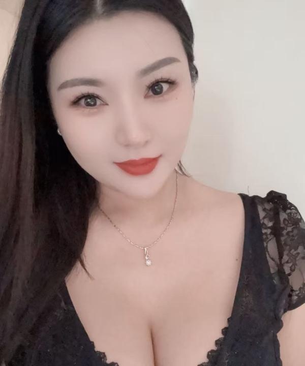 南稍门风骚月儿