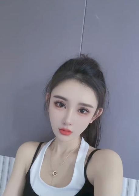 颜值美女苏老师