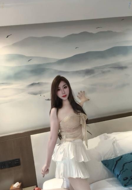 广州长腿丰胸妮妮