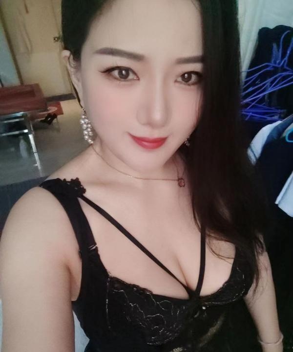 深圳无限火力双飞少妇