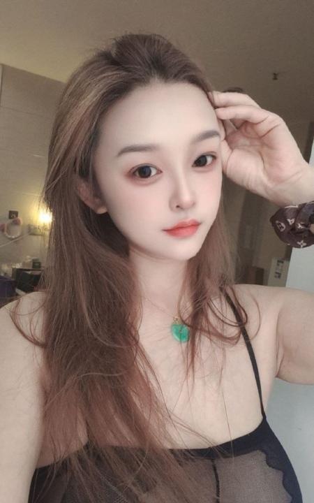 龙华巨乳丹妮