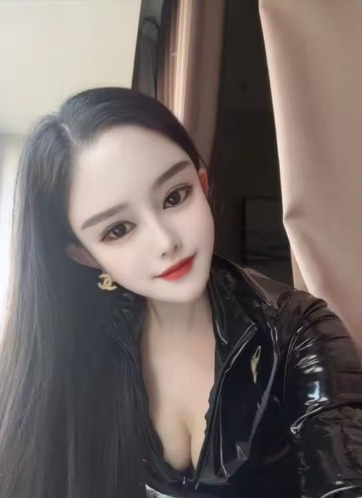 御姐女王范十足