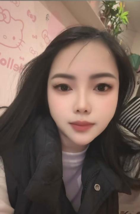 开美甲店兼职姐姐