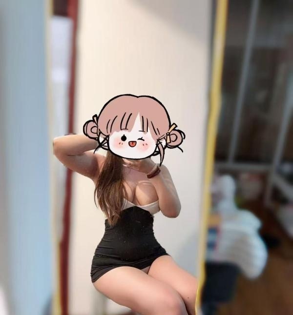 河北大奶丰臀妹子
