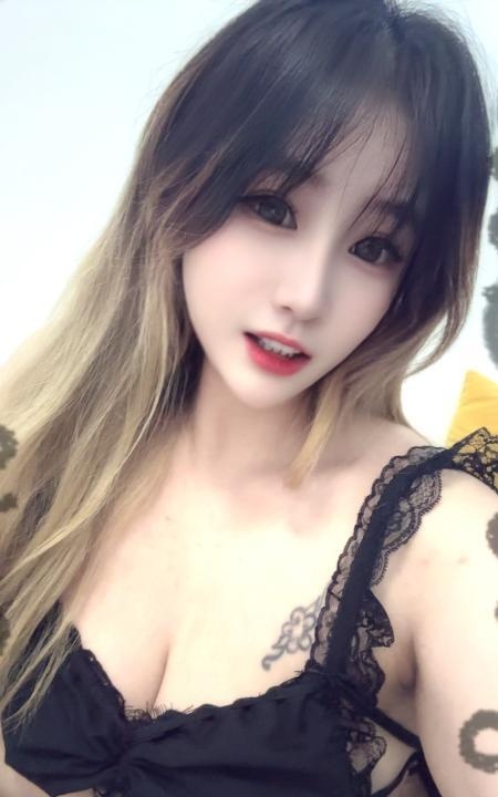 天河潮喷大腚妹