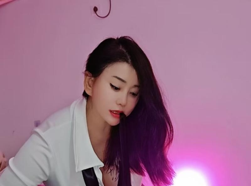 闵行肥臀大胸熟女