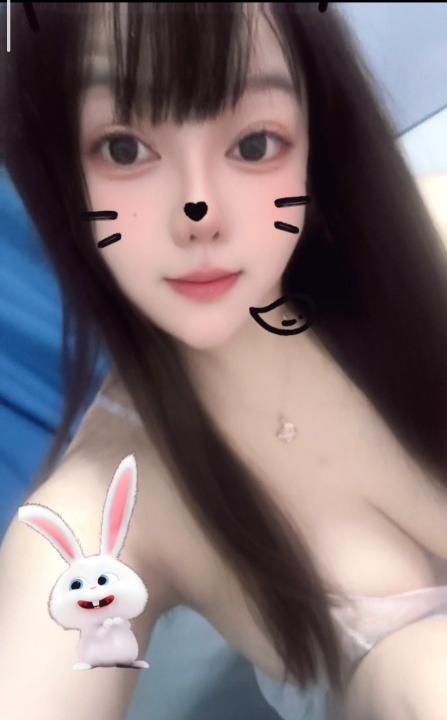 宝山三张大奶妹