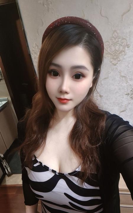 大胸少妇东北刘多多